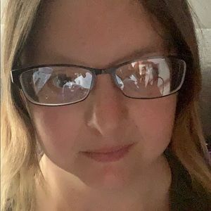 Meet your Posher, Jade